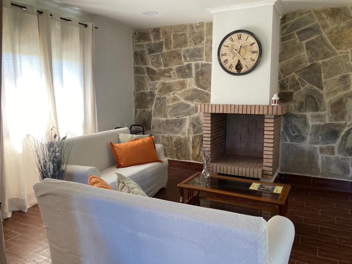 Villa Mirada A Gredos Candeleda Esterno foto